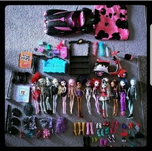 Monster High bundle for @chibikong